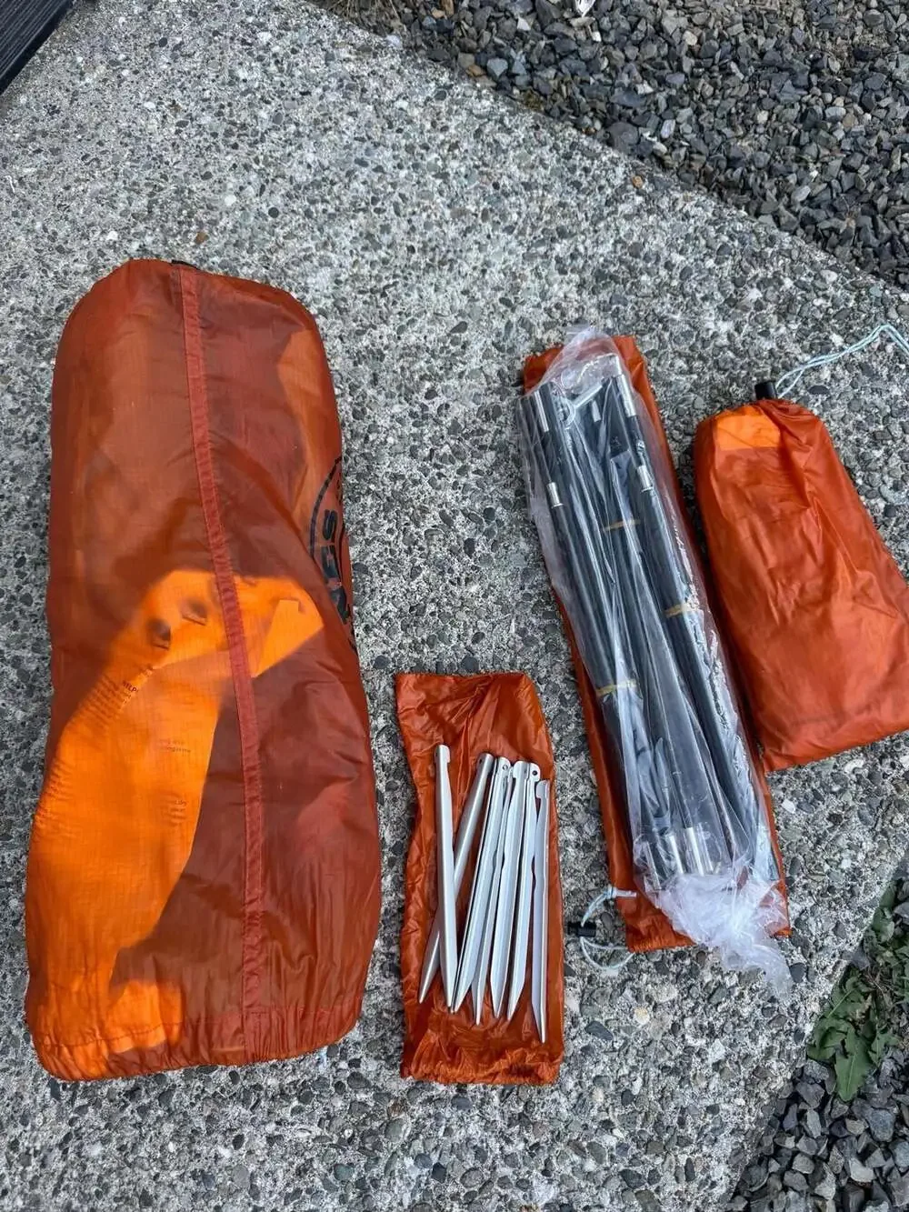 Big Agnes Copper Spur UL 1 Ultralight Backpacking Tent (Stuffsack and Poles)